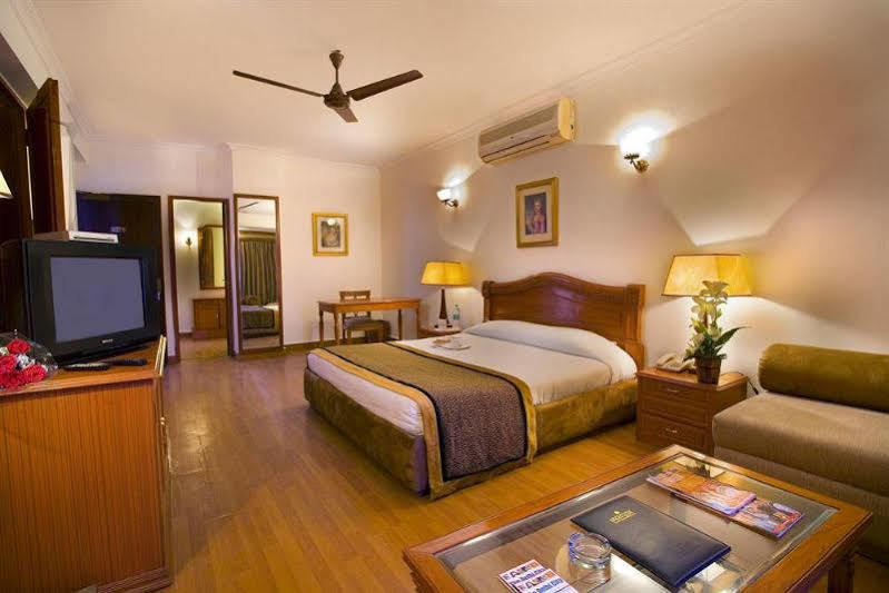 The Bmk Hotel Greater Kailash Dillí Exteriér fotografie