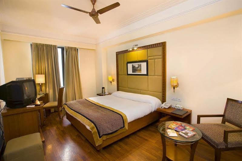 The Bmk Hotel Greater Kailash Dillí Exteriér fotografie