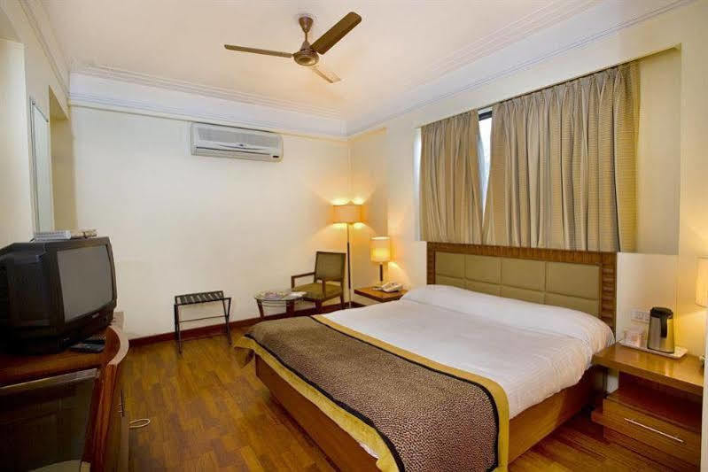 The Bmk Hotel Greater Kailash Dillí Exteriér fotografie